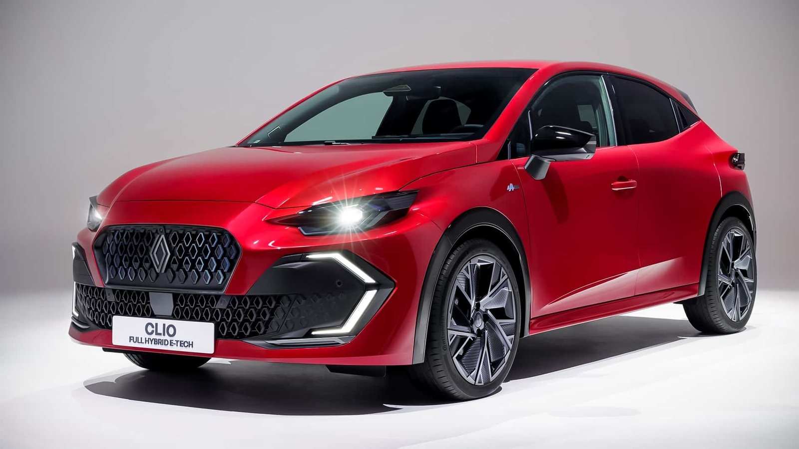 The New Renault Clio Proves Small Cars Still Matter, Thankfully