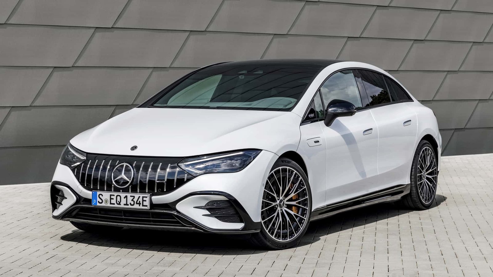 Mercedes Explains Why Its Electric Cars Look the Way They Do