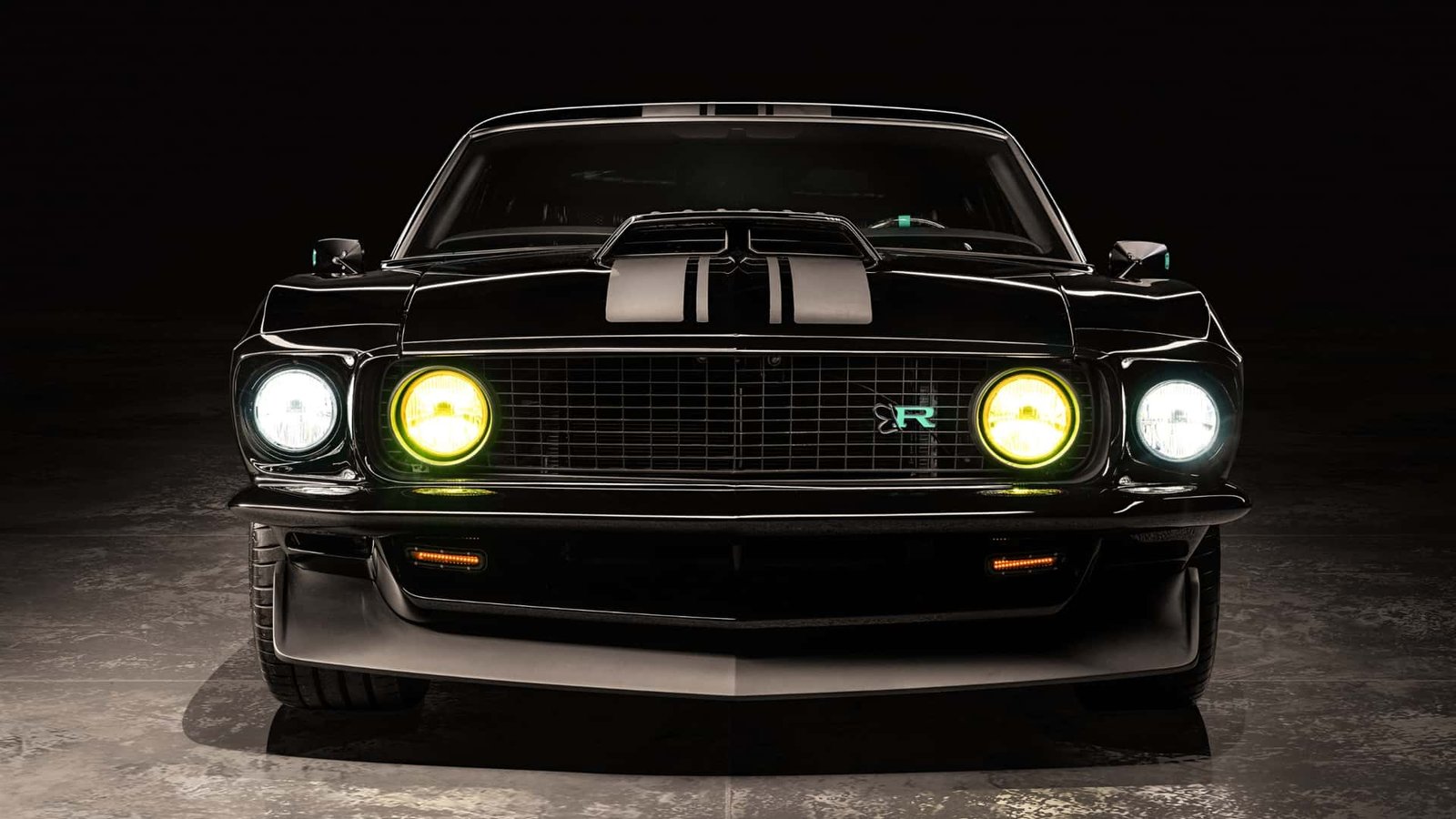 The Ringbrothers ‘Kingpin’ Mustang Is an 800-Horsepower Piece of Art